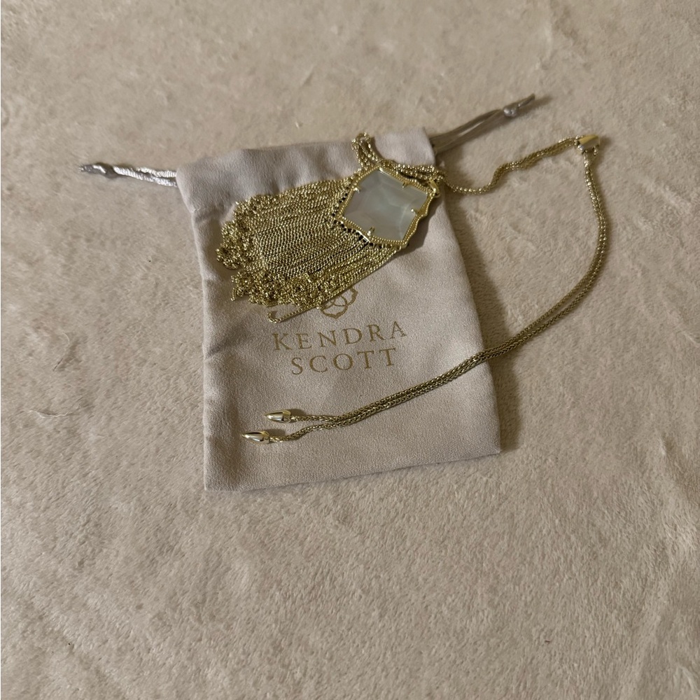 Kendra Scott Gold and White Geometric Necklace - Picture 5 of 7